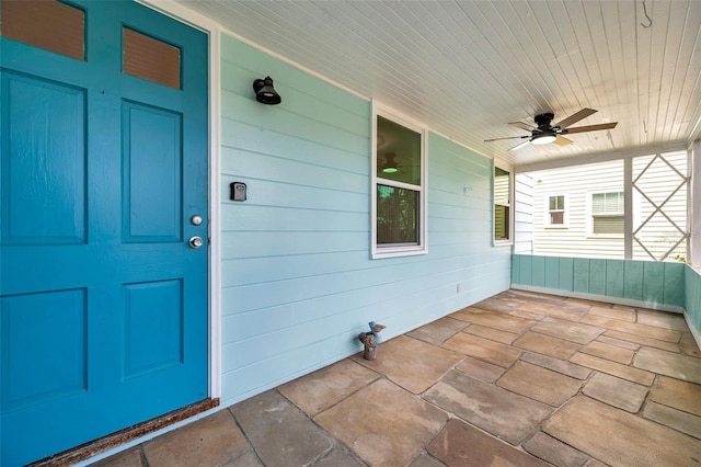 1069 21st Ave N, Saint Petersburg, FL 33704 - photo 7