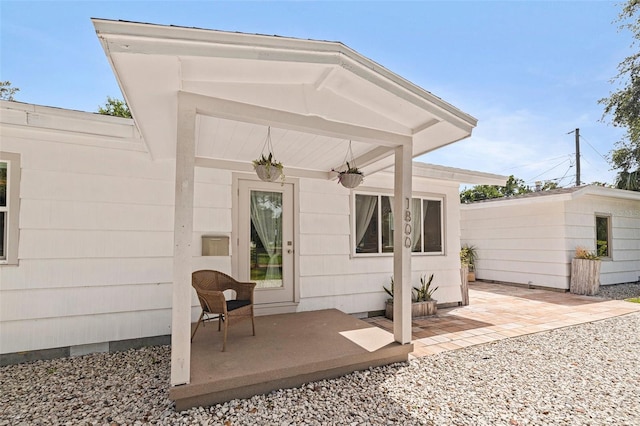 1800 Mound Pl S, Saint Petersburg, FL 33712 - photo 2