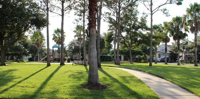 10260 Devonshire Lake Dr, Tampa, FL 33647 - photo 31
