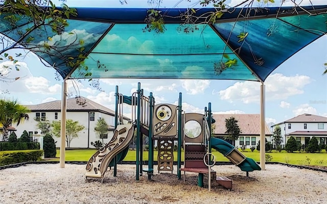 13525 Gorgona Isle Dr, Windermere, FL 34786 - view of community jungle gym
