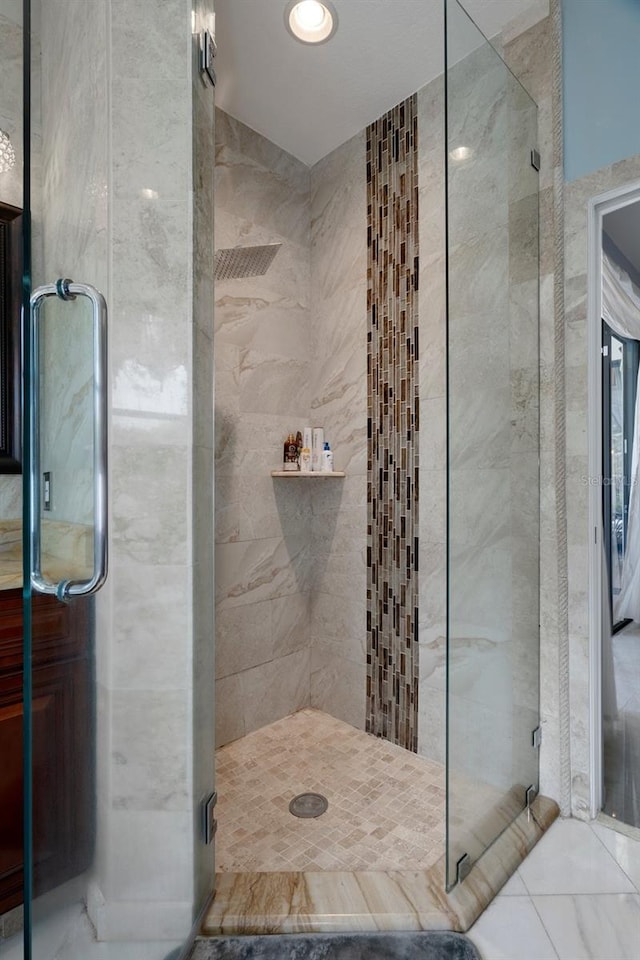 15630 N Himes Ave, Tampa, FL 33618 - bathroom with a shower stall