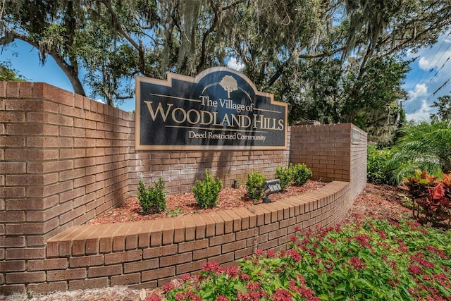 678 Greenglen Ln, Palm Harbor, FL 34684 - view of community sign