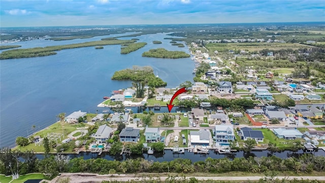 814 Seabreeze Dr, Ruskin, FL 33570 - aerial view of property's location featuring a nearby body of water and nearby suburban area