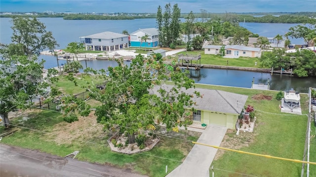 814 Seabreeze Dr, Ruskin, FL 33570 - drone / aerial view of a large body of water