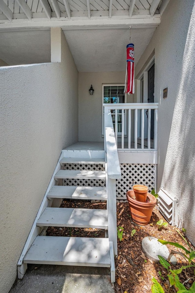 5115 S Jules Verne Ct, Tampa, FL 33611 - view of staircase
