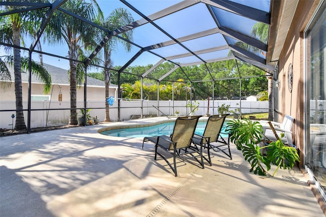 1939 Heartland Cir, Valrico, FL 33594 - view of pool featuring a fenced in pool, a lanai, a fenced backyard, and a patio area