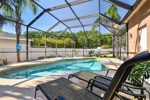 1939 Heartland Cir, Valrico, FL 33594 - view of pool featuring a fenced backyard, a fenced in pool, and a patio