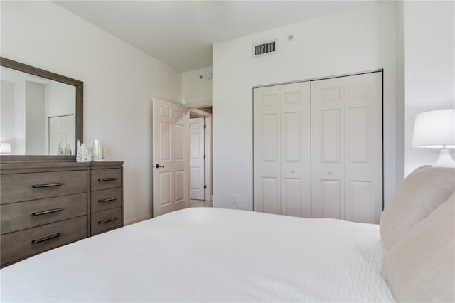 425 150th Ave Unit 2301, Madeira Beach, FL 33708 - bedroom featuring a closet