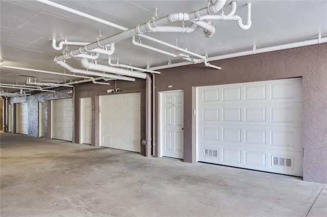 425 150th Ave Unit 2301, Madeira Beach, FL 33708 - view of garage