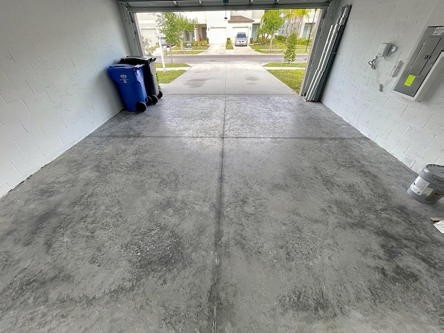 4456 Globe Thistle Dr, Tampa, FL 33619 - view of garage
