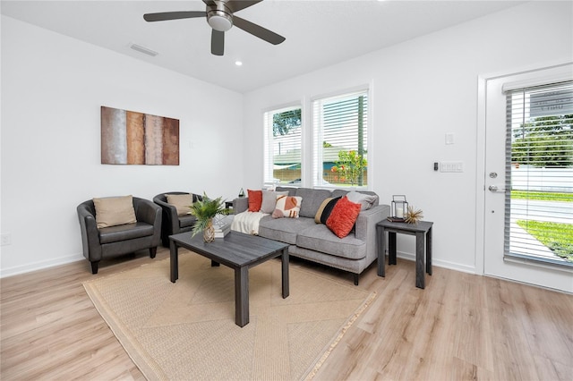 3402 E 28th Ave Unit 6, Tampa, FL 33605 - living room featuring plenty of natural light, light wood-style floors, and ceiling fan