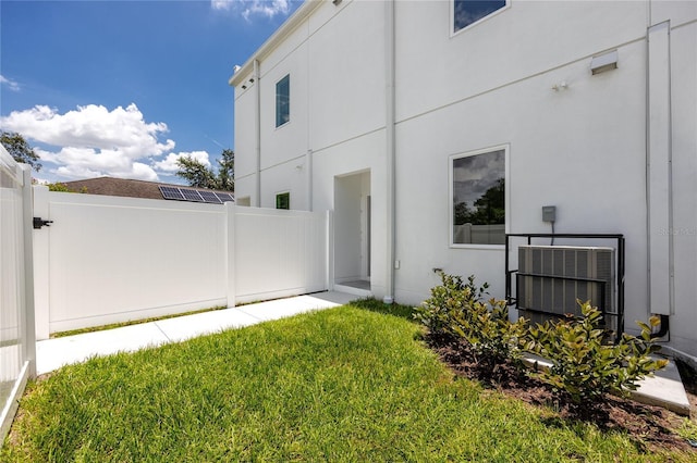 3402 E 28th Ave Unit 6, Tampa, FL 33605 - view of yard featuring a gate