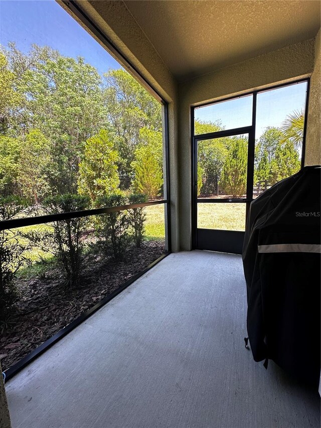 6942 Ripple Pond Loop, Zephyrhills, FL 33541 - view of sunroom