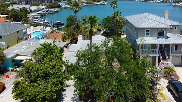 bird's eye view with a water view