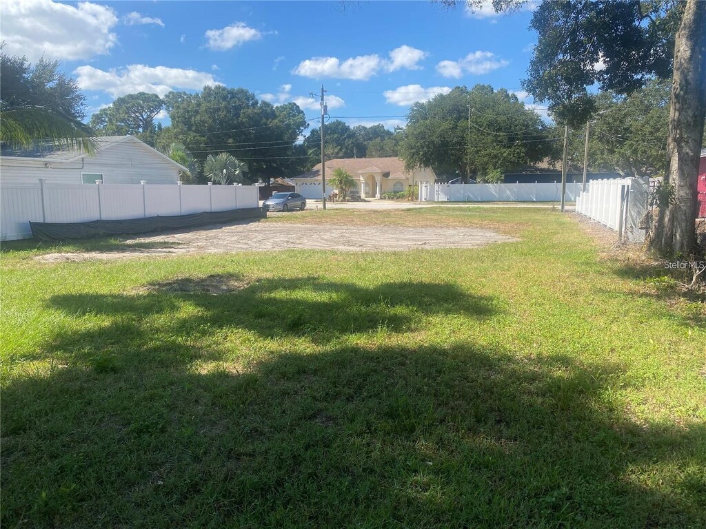 15421 58th St N, Clearwater, FL 33760
