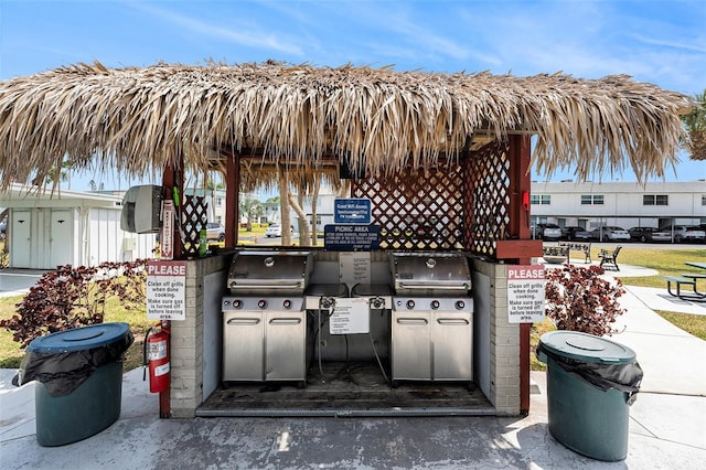 5216 81st St N Unit 2, Saint Petersburg, FL 33709 - view of patio / terrace with a grill