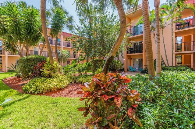 8931 Blind Pass Rd Unit 257, St Pete Beach, FL 33706 - view of yard