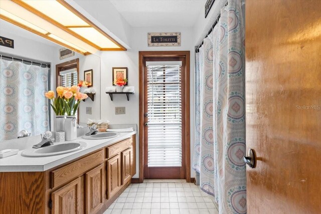3808 Hollow Wood Dr, Valrico, FL 33594 - bathroom featuring double vanity