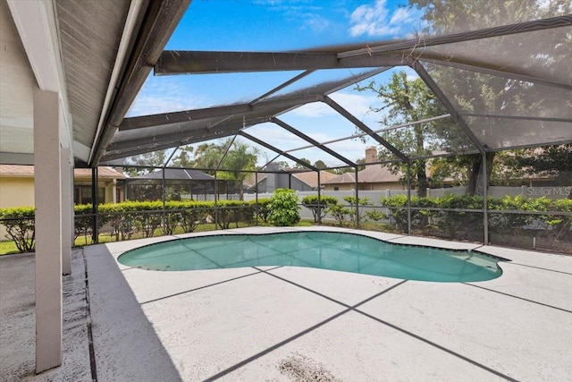 3808 Hollow Wood Dr, Valrico, FL 33594 - view of swimming pool featuring a patio area and a lanai