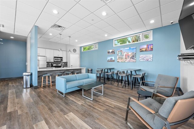 1120 E Kennedy Blvd Unit 1228, Tampa, FL 33602 - living area with wood finished floors, recessed lighting, and baseboards