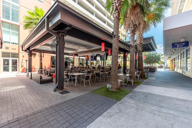 1120 E Kennedy Blvd Unit 1228, Tampa, FL 33602 - view of property's community