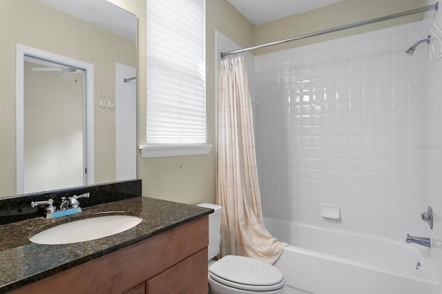 15314 Sherwood Forest Dr, Tampa, FL 33647 - bathroom featuring shower / tub combo with curtain, toilet, and vanity