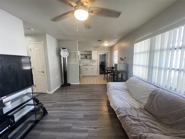 772 71st Ave N, Saint Petersburg, FL 33702 - photo 5
