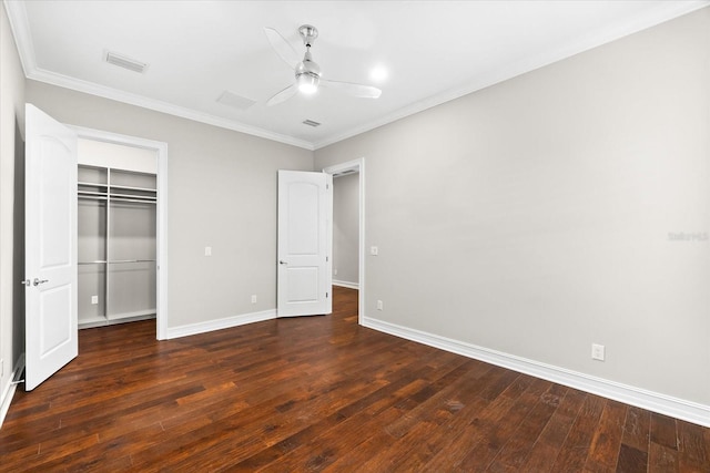 1600 Magnolia Rd, Belleair, FL 33756 - unfurnished bedroom featuring hardwood / wood-style flooring, crown molding, baseboards, a closet, and ceiling fan