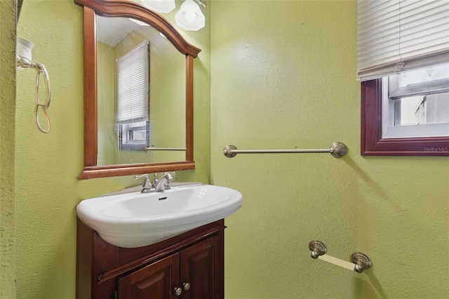 4100 1st Ave S, Saint Petersburg, FL 33711 - bathroom featuring vanity