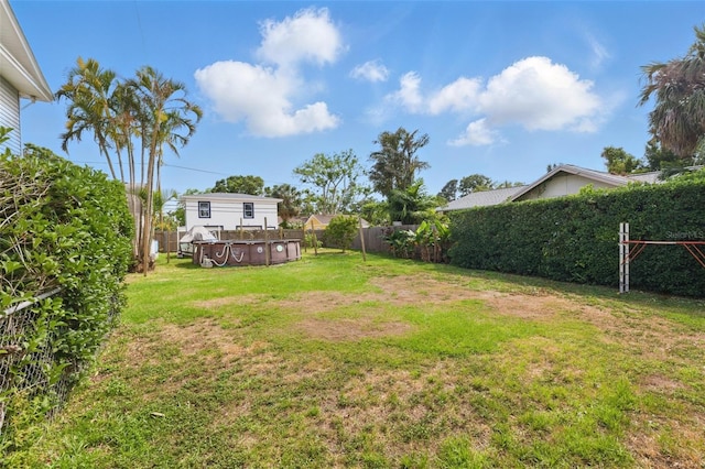 4100 1st Ave S, Saint Petersburg, FL 33711 - view of yard featuring fence