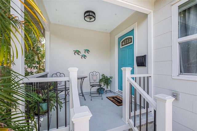 2134 6th Ave N, Saint Petersburg, FL 33713 - view of doorway to property
