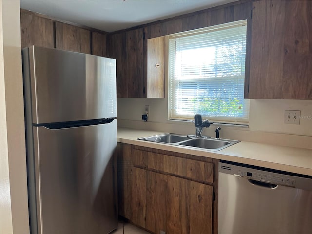 1512 Chateaux De Ville Ct, Clearwater, FL 33764 - photo 5