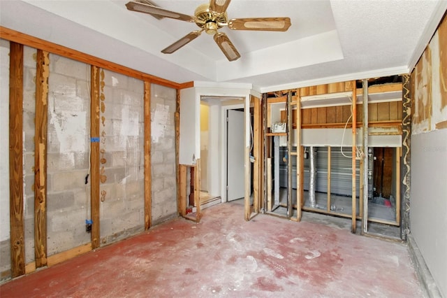 1671 Cape Ann Ave NE Unit 4, Saint Petersburg, FL 33702 - interior space with a ceiling fan