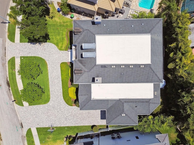 2604 S Bryant Cir, Tampa, FL 33629 - view from above of property with a pool