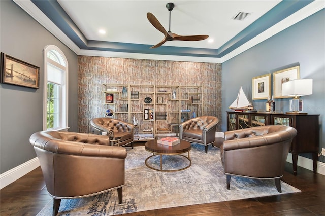 2604 S Bryant Cir, Tampa, FL 33629 - living area with a ceiling fan, baseboards, wood finished floors, a raised ceiling, and recessed lighting