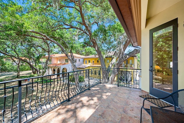 1966 Freedom Dr, Clearwater, FL 33755 - view of patio with a balcony