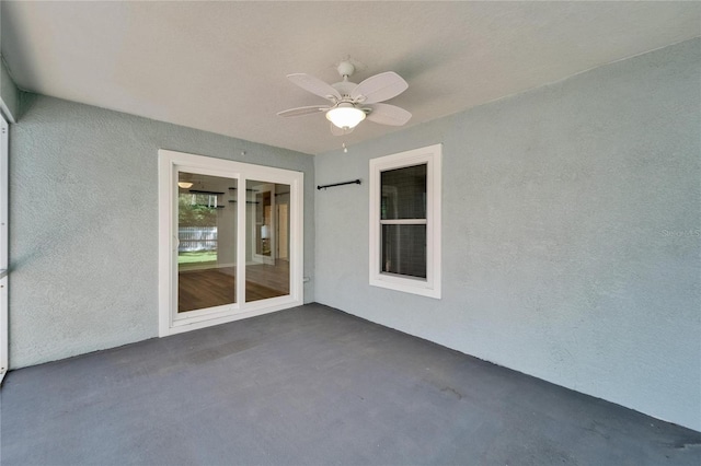 11932 Whisper Creek Dr, Riverview, FL 33569 - view of patio with ceiling fan