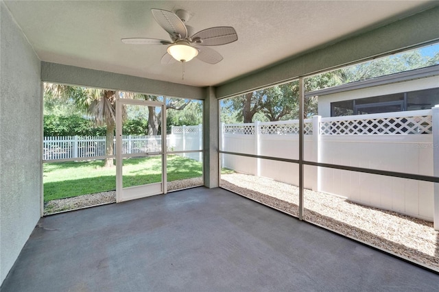 11932 Whisper Creek Dr, Riverview, FL 33569 - unfurnished sunroom with a ceiling fan