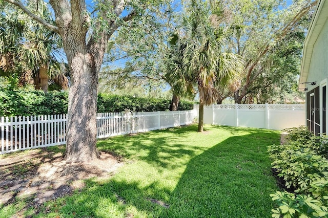 11932 Whisper Creek Dr, Riverview, FL 33569 - view of yard featuring a sunroom