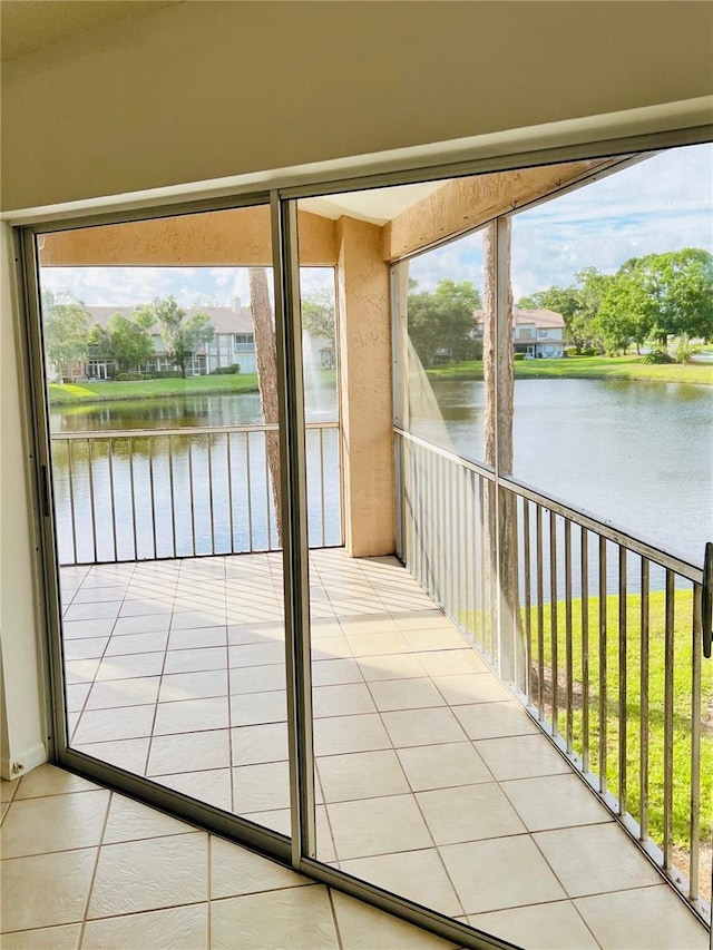114 Clays Trl Unit 114, Oldsmar, FL 34677 - balcony featuring a water view