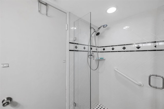 7400 Sun Island Dr S Unit 206, South Pasadena, FL 33707 - full bathroom with a shower stall