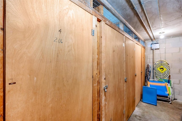 7400 Sun Island Dr S Unit 206, South Pasadena, FL 33707 - view of storage room