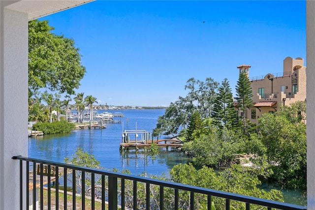 view of water feature featuring a floating dock