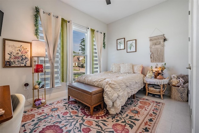 bedroom with a ceiling fan