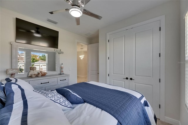 6252 Hidden Branch Dr, Apollo Beach, FL 33572 - bedroom featuring ceiling fan, visible vents, baseboards, a closet, and carpet flooring
