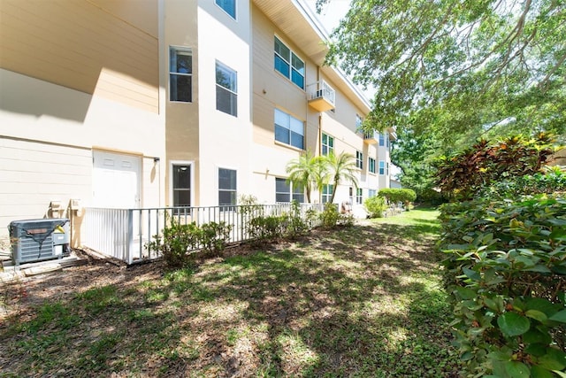 2231 Utopian Dr E Unit 117, Clearwater, FL 33763 - view of yard