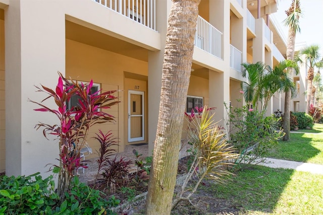 2231 Utopian Dr E Unit 117, Clearwater, FL 33763 - entrance to property featuring stucco siding
