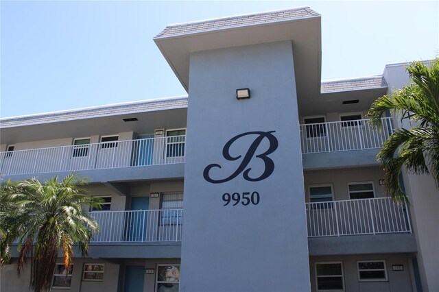 9950 47th Ave N Unit 311, Saint Petersburg, FL 33708 - view of building exterior