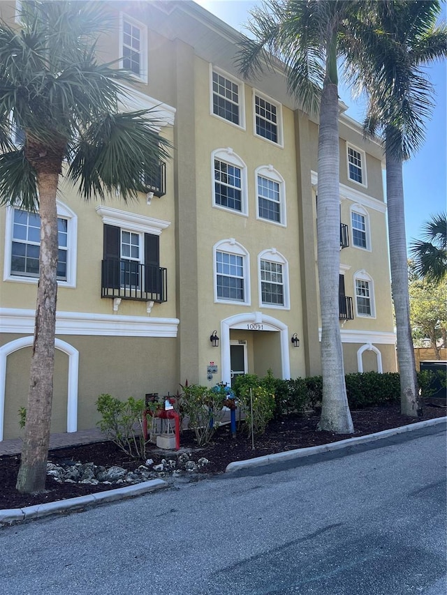 10091 Lake Cove Dr Unit 301, Fort Myers, FL 33908 - photo 1