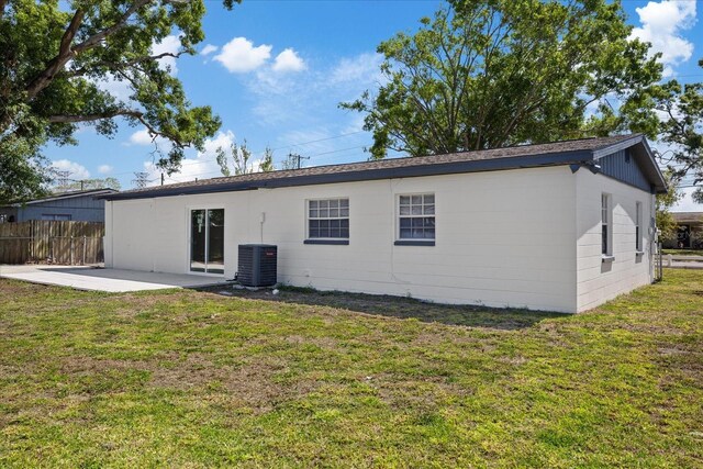 324 Country Club Dr, Oldsmar, FL 34677 - photo 43